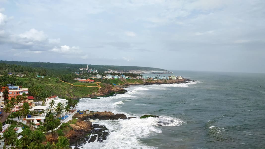  Thirumullavaram Beach is a popular tourist attraction in Kollam